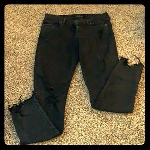Black cropped skinny jeans